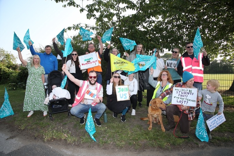Other image for School strikes to continue into next week after talks collapse